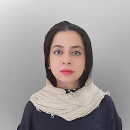 مریم باقری